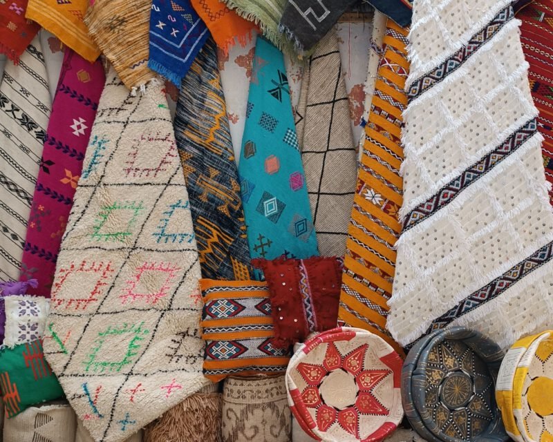 A Taznakht wall rug in a Dining Area